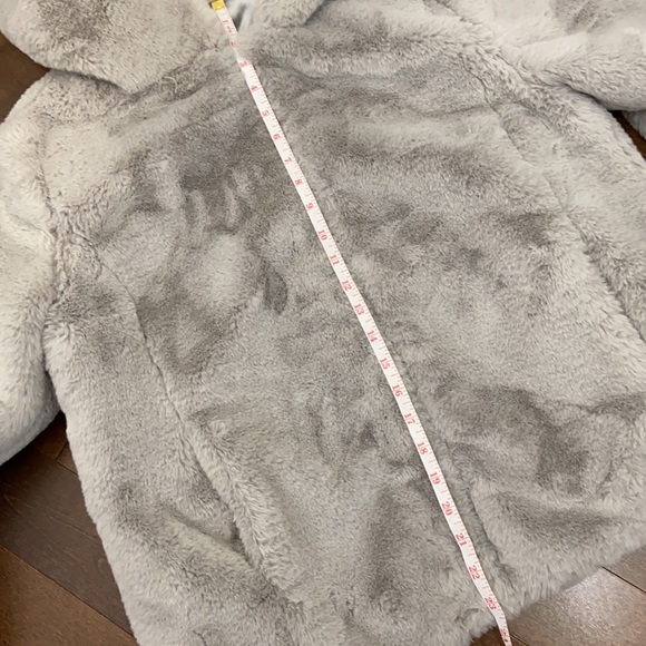 NWOT Forever 21 Faux Fur Coat w/ Hood - Picture 11 of 11